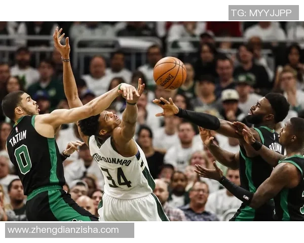 雄鹿与凯尔特人激战四月二十一日NBA季后赛精彩对决引发球迷热议